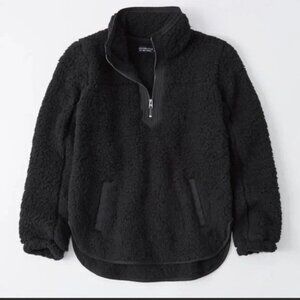 Abercrombie & Fitch Soft Sherpa Pullover – Black, Size S